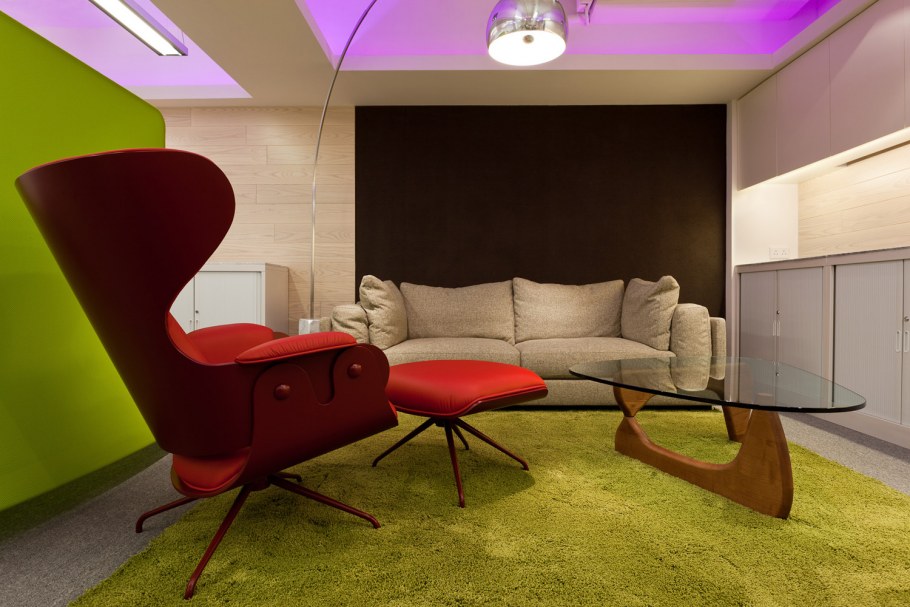 Мягкая мебель с подсветкой