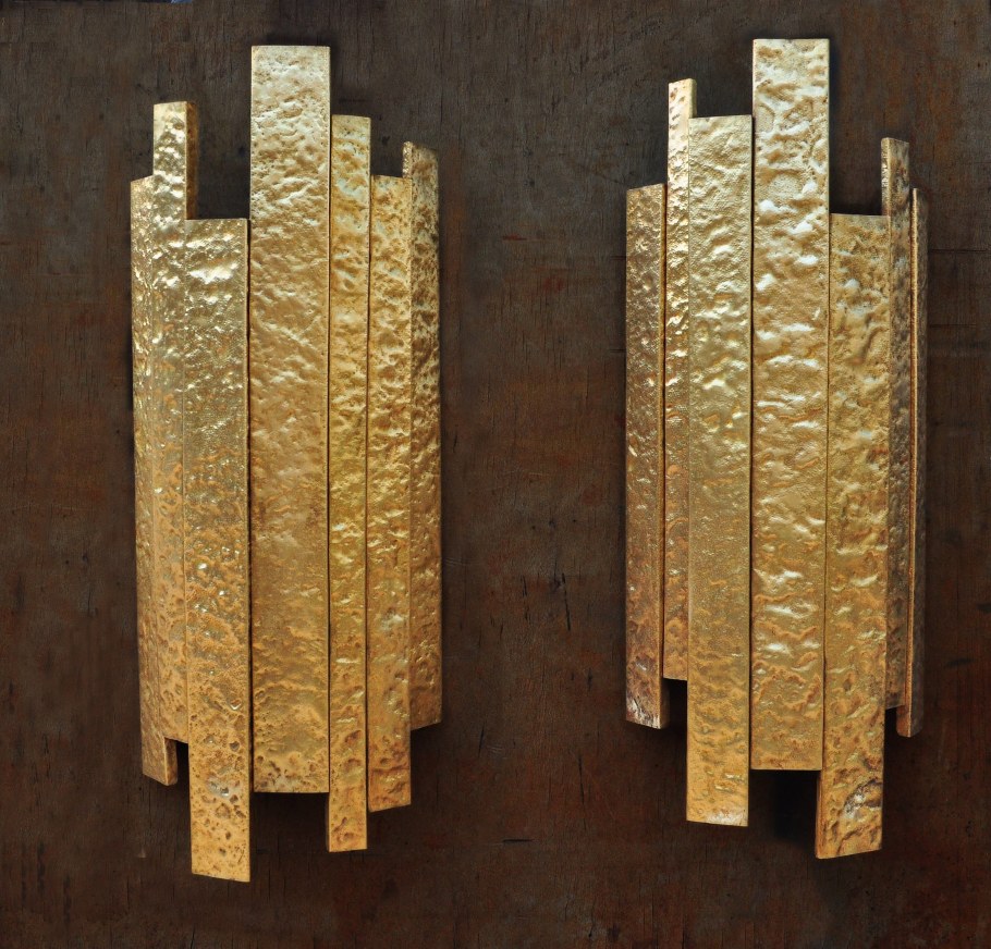 Настенные светильники из латуни