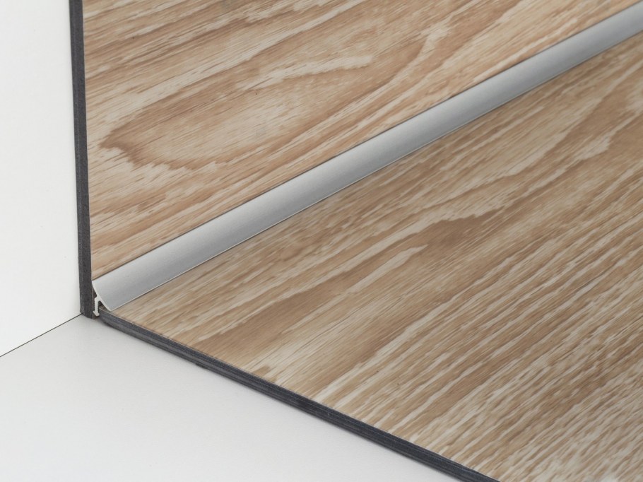 Алюминиевый порог Profilpas.