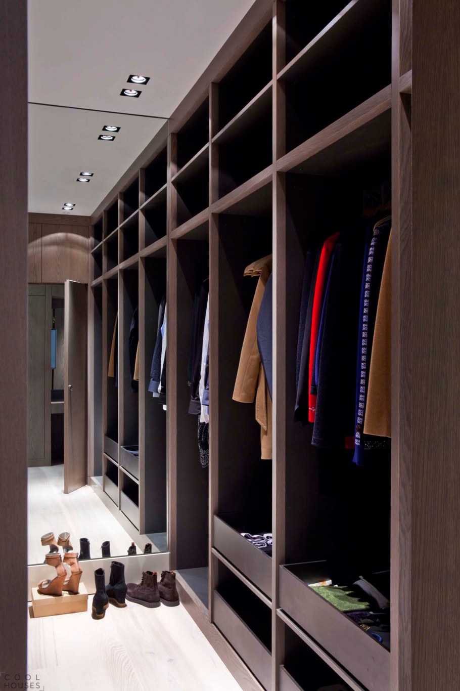 Гардеробная для верхней одежды