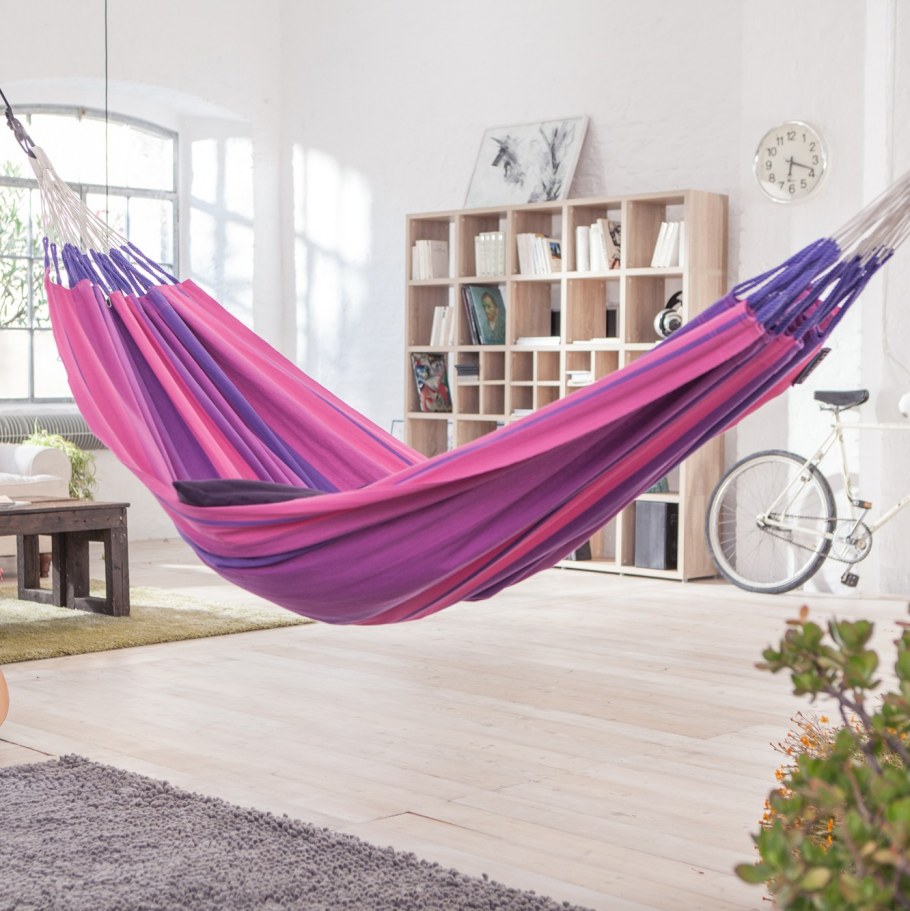 Гамак в комнате