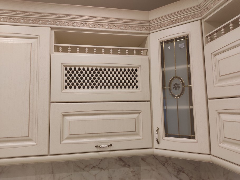 Кухня массив ясеня 3600*2600