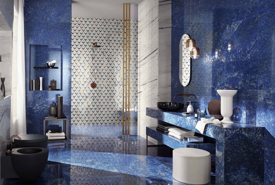 Мраморный интерьер в ванной