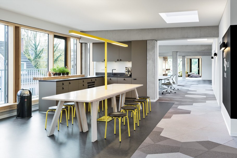 Офис в скандинавском стиле