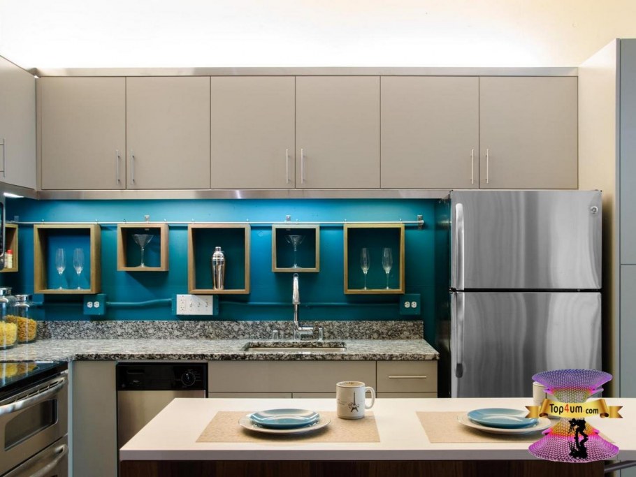 Интерьер кухни с темно бирюзовым цветом