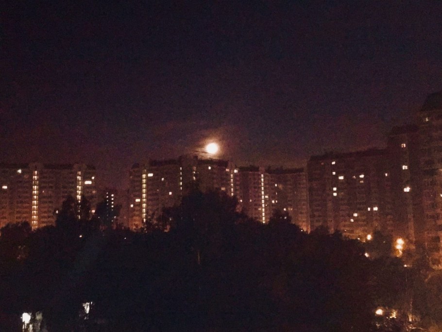 Венера в центре