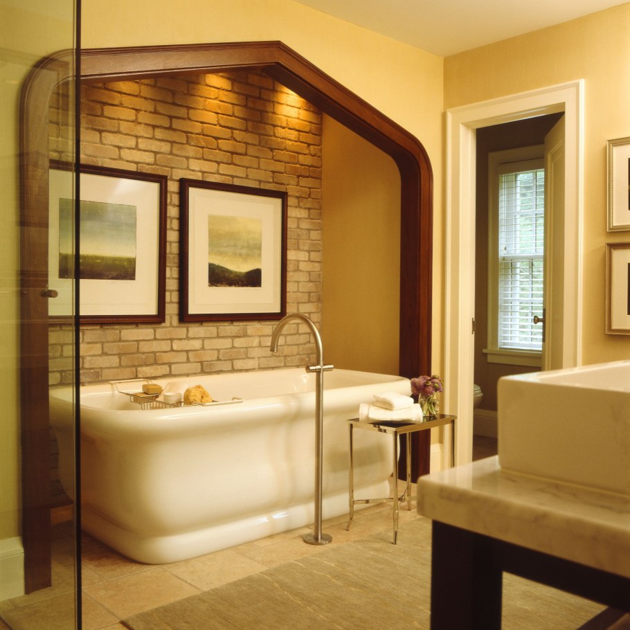 Ниши в стене в ванной