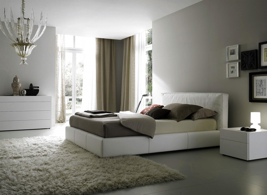 Кровать полностью в стене