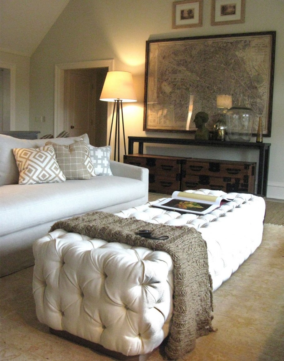 Пуф в интерьере