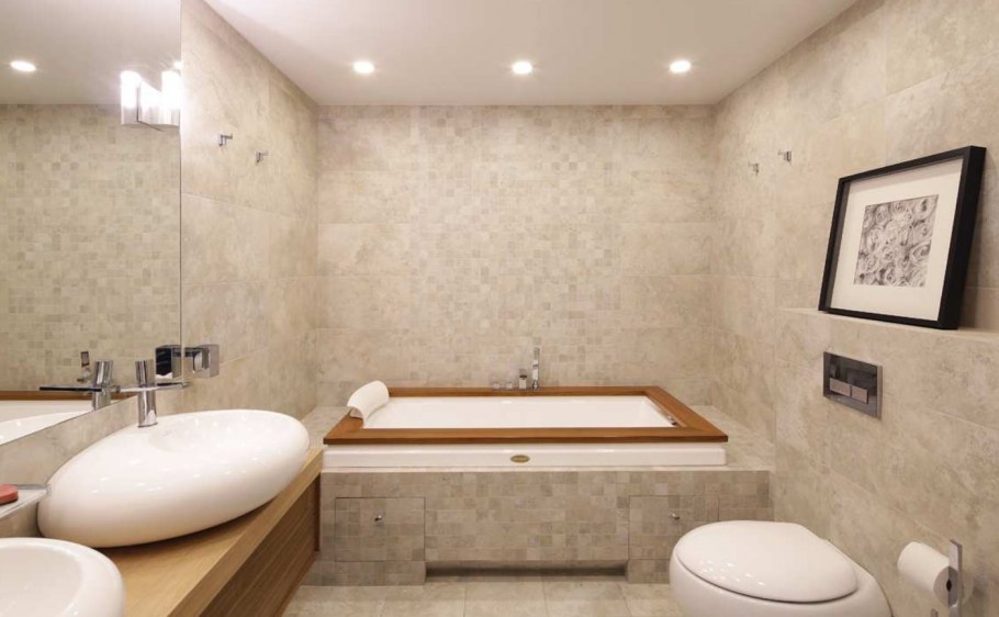 Ванная вписанная в плитку