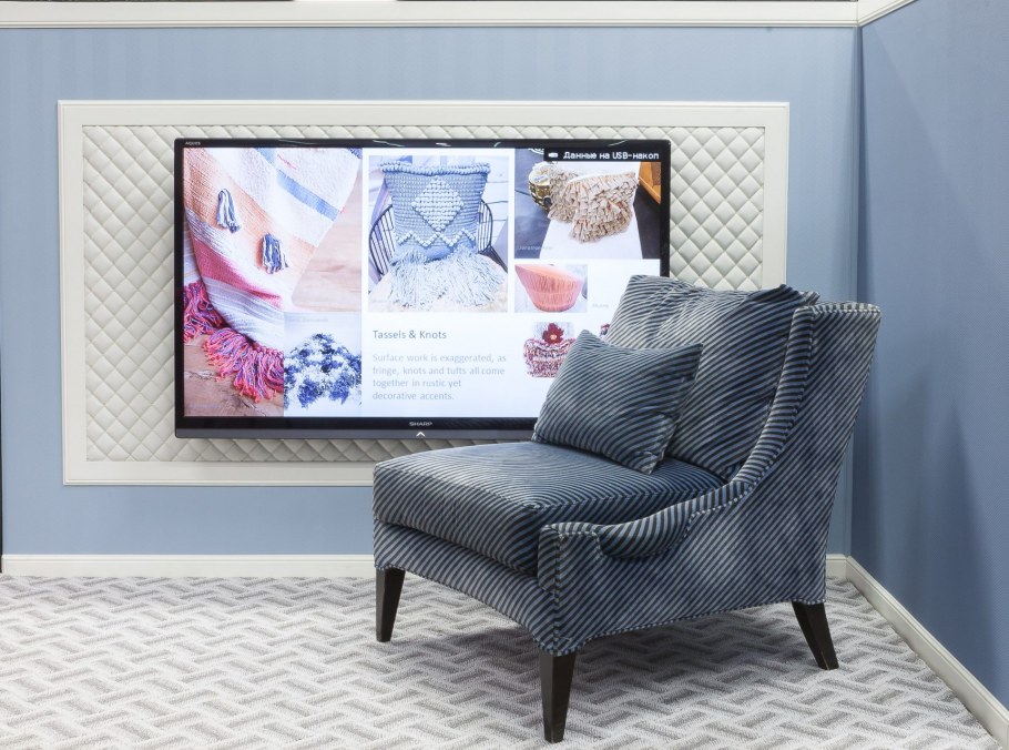 Стеганные обои Chester Wall Ампир декор