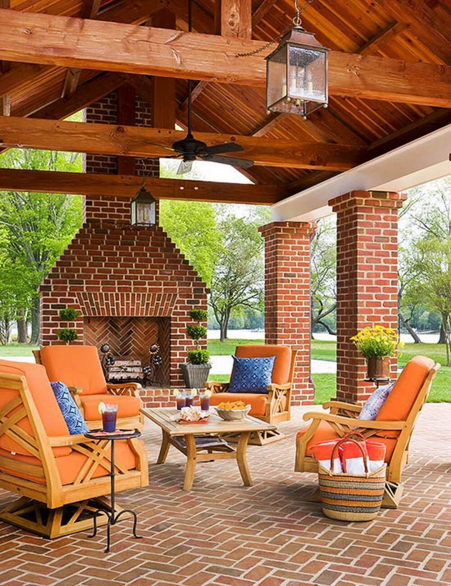 Веранда с мангальной зоной