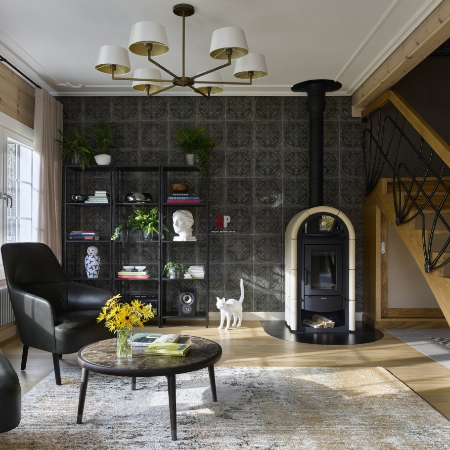 Гостиная в неоклассическом стиле в загородном доме