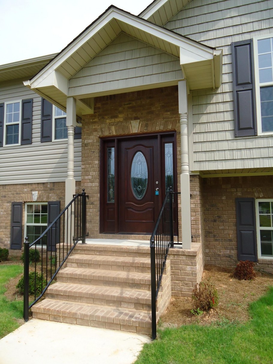 Декор крыльца в частном доме