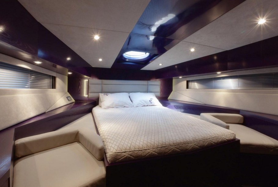 Интерьер фойе дома культуры