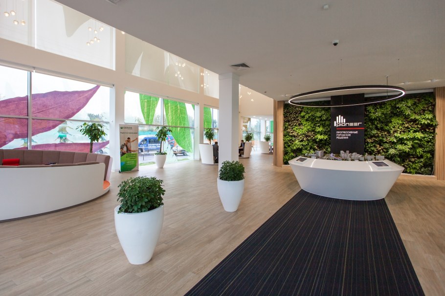 Интерьер вестибюля спортивного комплекса