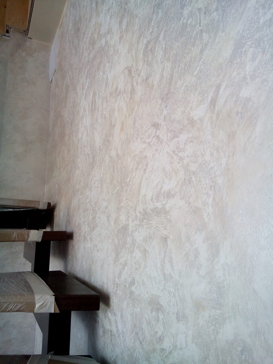 Отделка стен декоративной штукатуркой