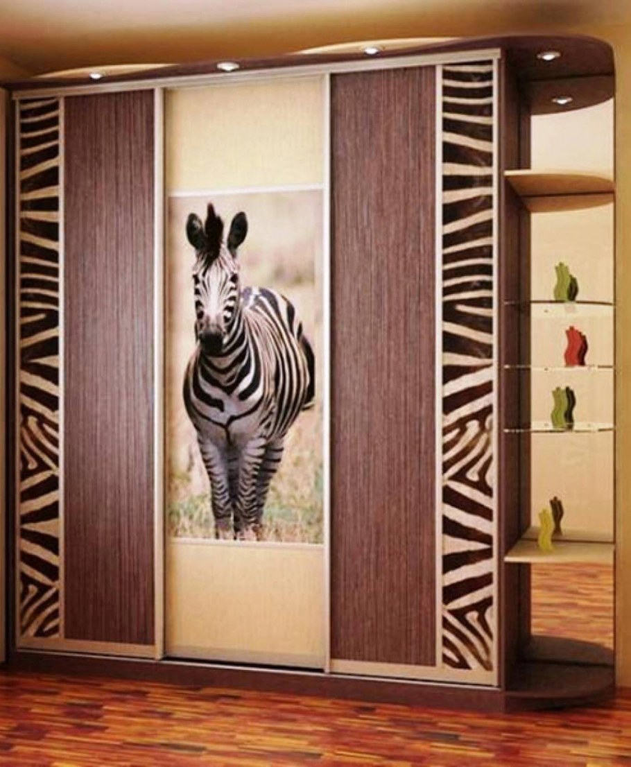 Африканская мебель шкаф