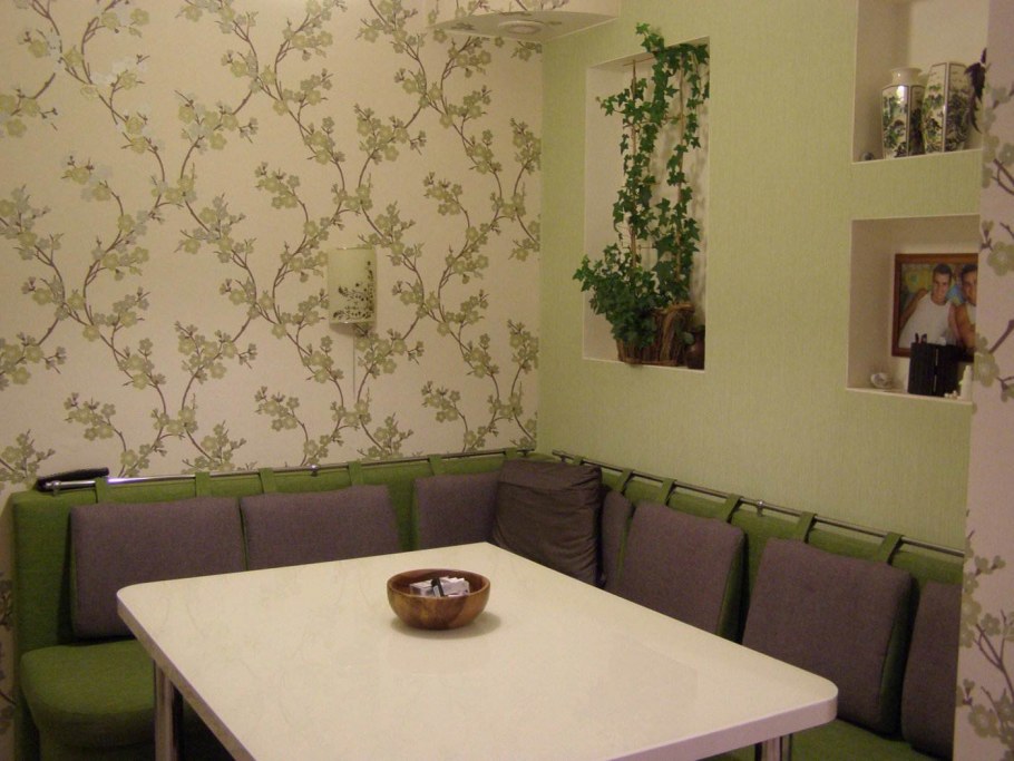 Интерьер маленькой кухни обои