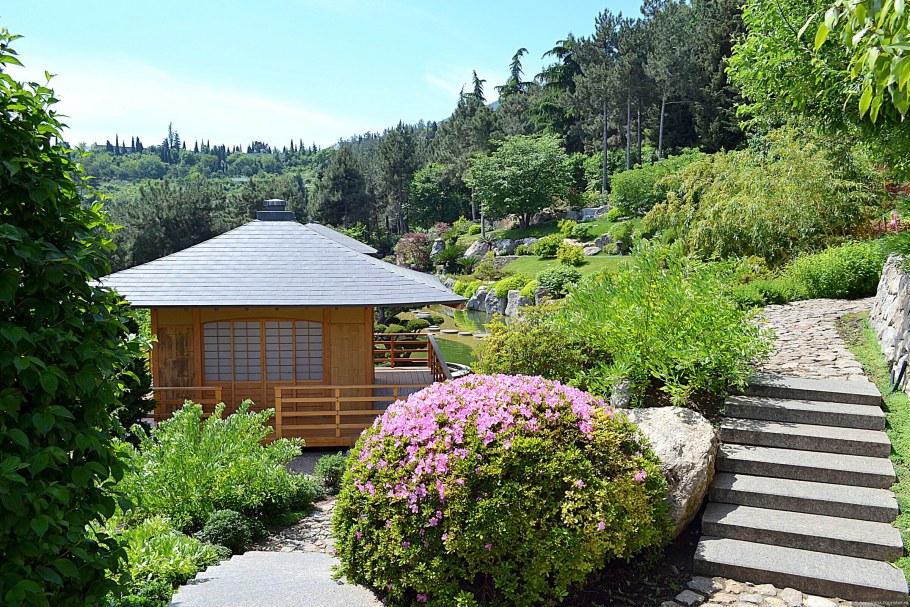 Японского сада. (Лок Айвазовское)