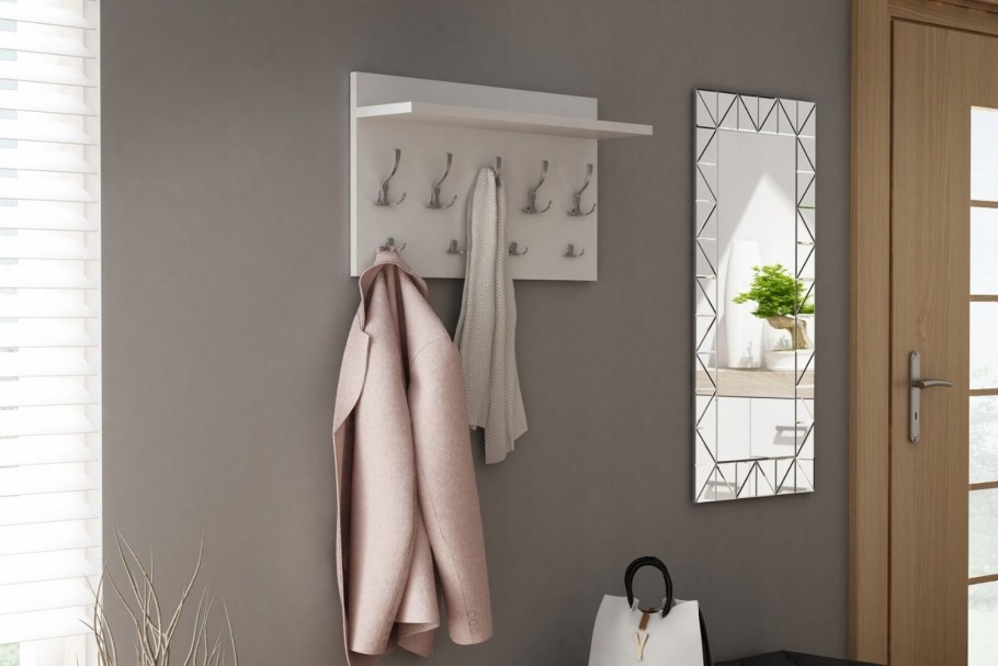 Вешалка в прихожую настенная