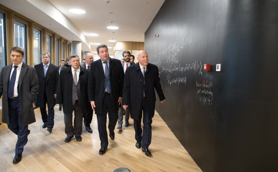 Холдинг «Ренова-СТРОЙГРУП»;