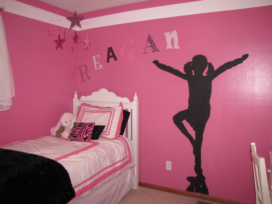 Розовая комната для девочки