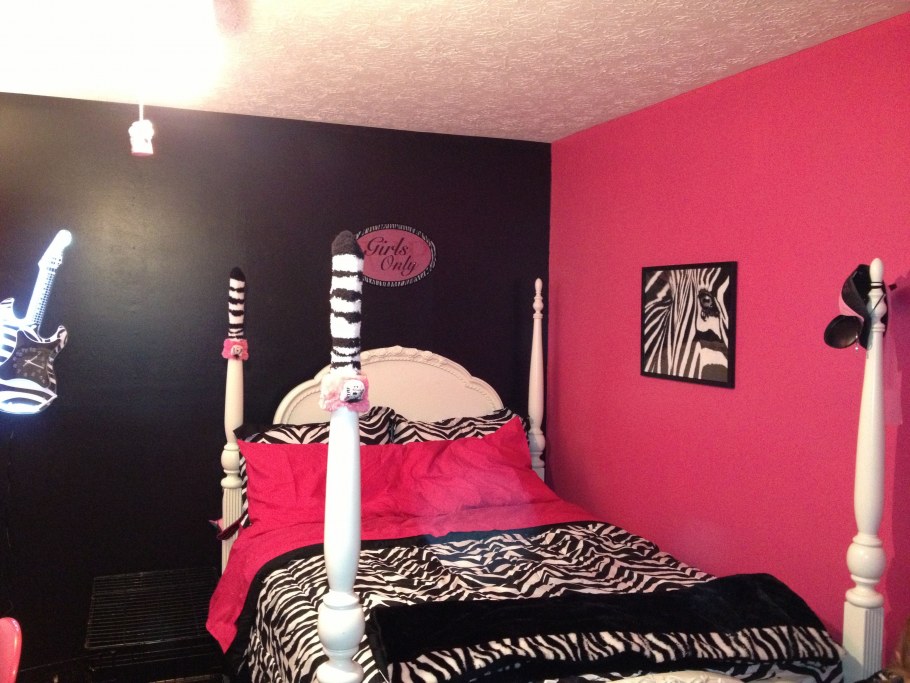 Черно розовая комната для мальчика