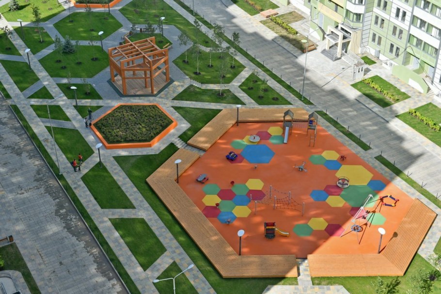 Современные дворовые территории