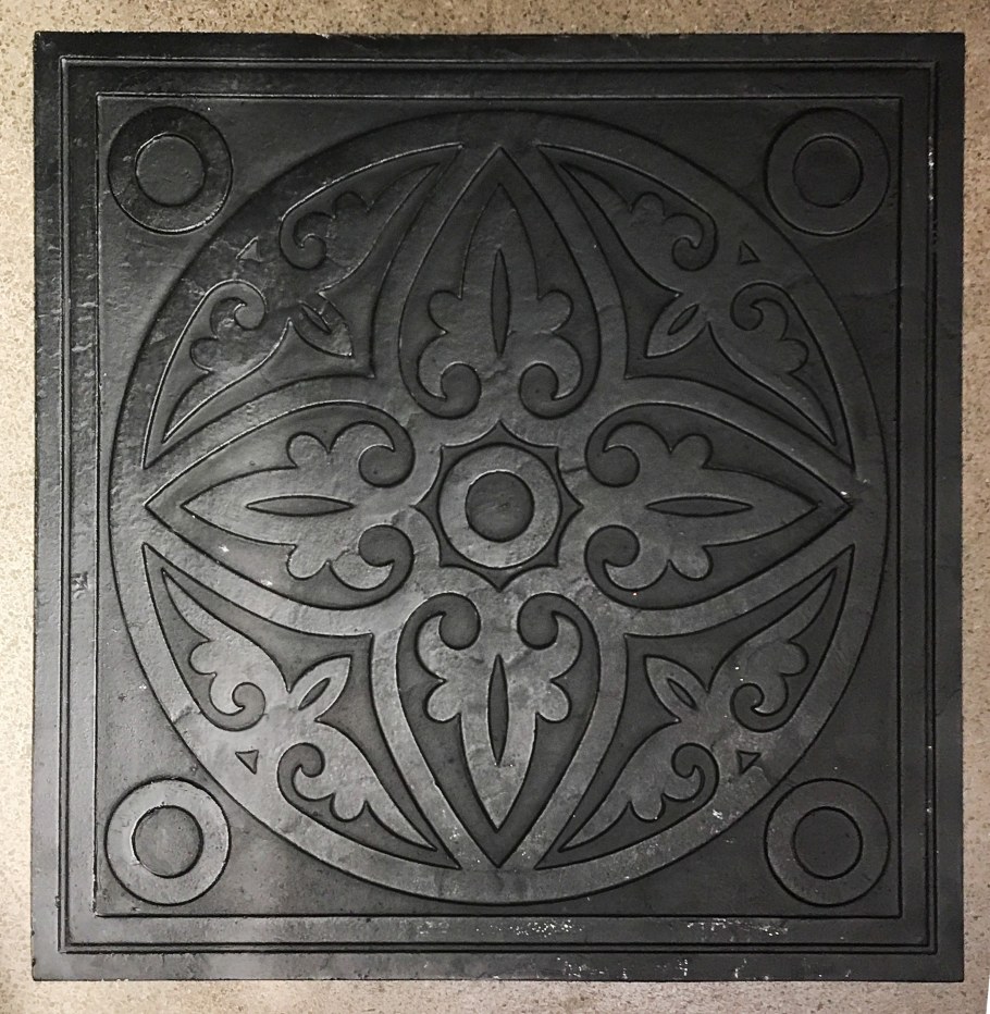 Чугунная плитка для пола пп400 облегченная