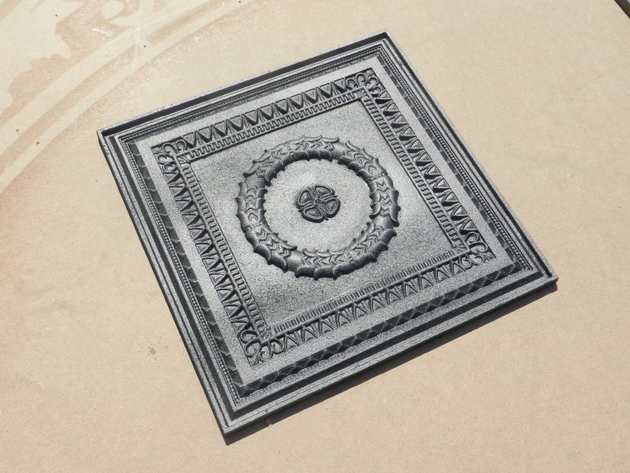 Чугунная плитка для пола антикварная