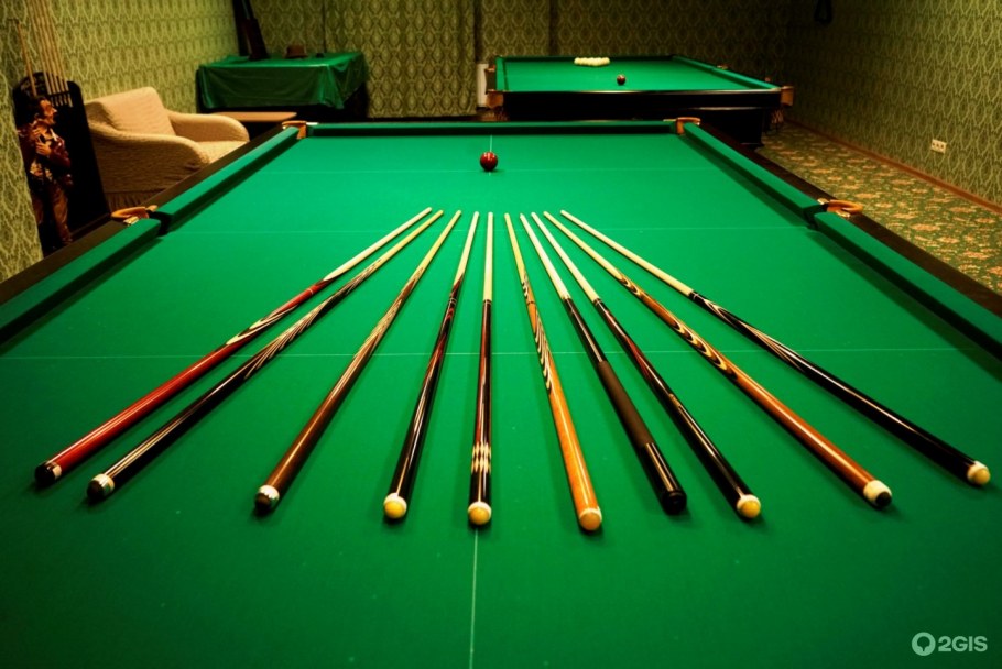 Заброшенная бильярдная