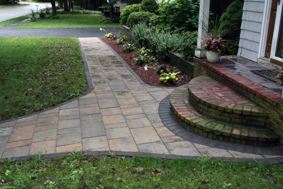 Дорожка от крыльца