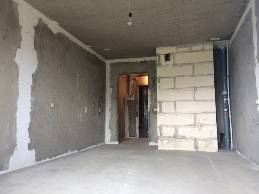 Квартира студия без ремонта