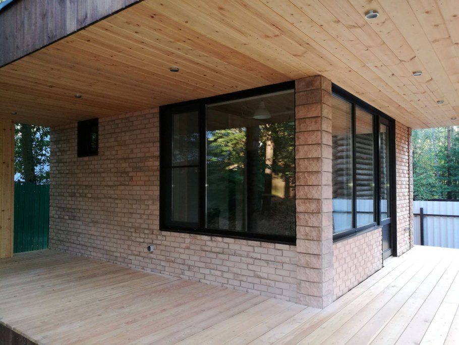 Интерьер веранды из имитации бруса