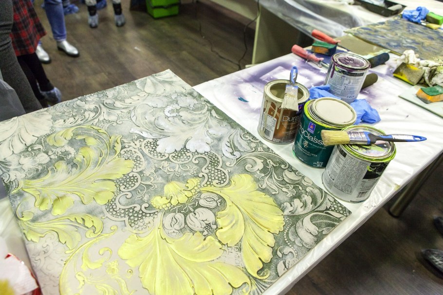 Lincrusta rd1976 Tropical Leaf