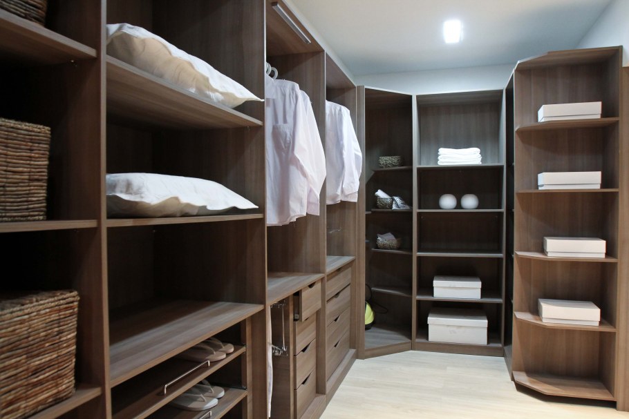 Гардеробная для магазина одежды б/у