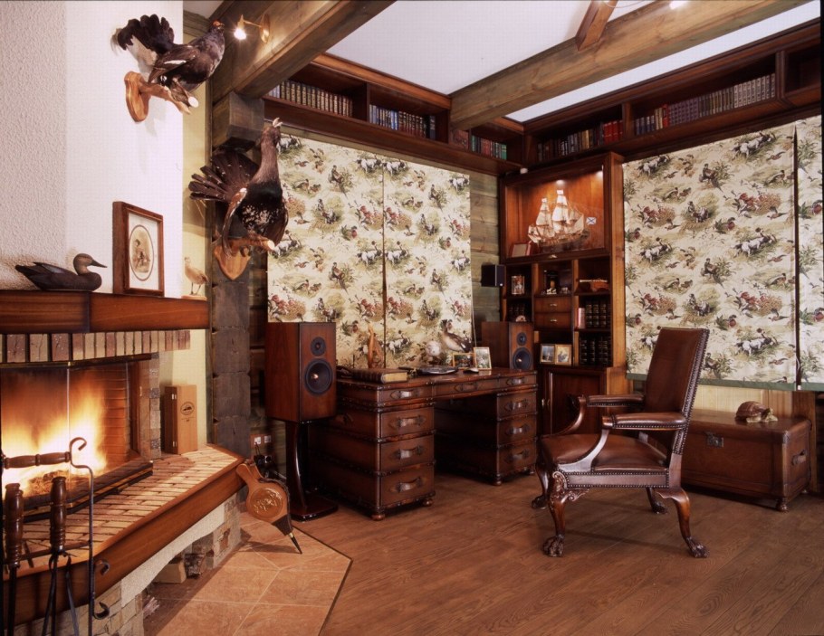 Комната в стиле охотничьего домика