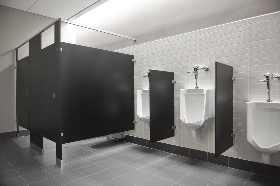 Общественный туалет интерьер