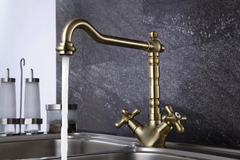 Смеситель Lemark Vintage