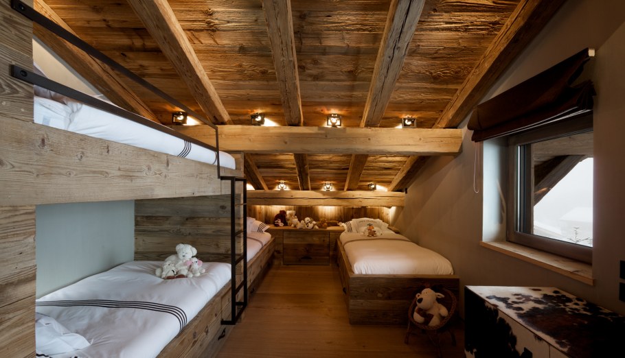 Отель в стиле Шале