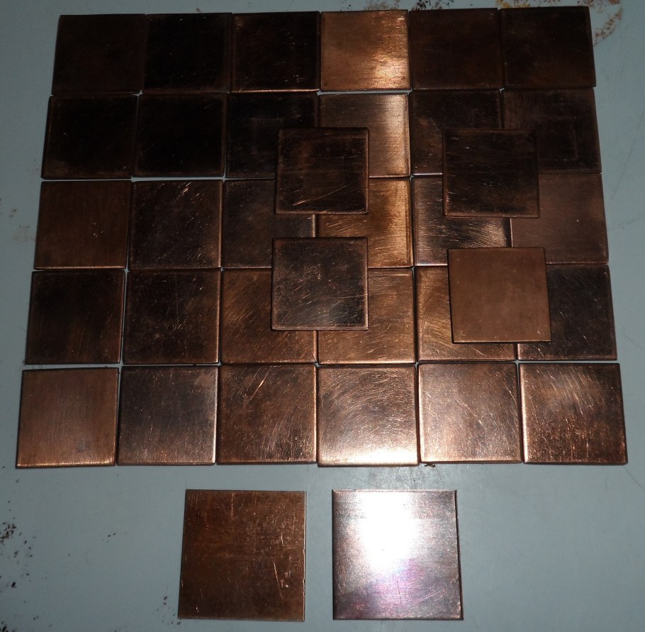 Пластинка изготовлена из меди