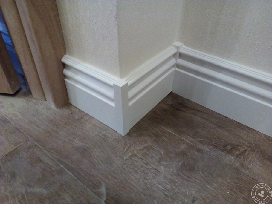 Плинтус Orac sx156 High Heels