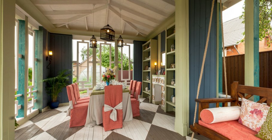 Веранда-прихожая в частном доме