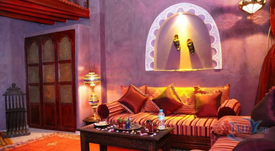 Столовая в Восточном стиле