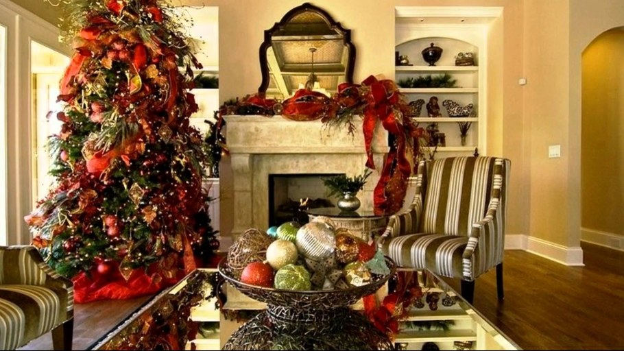 Украшение фиолетовой кухни к новому году