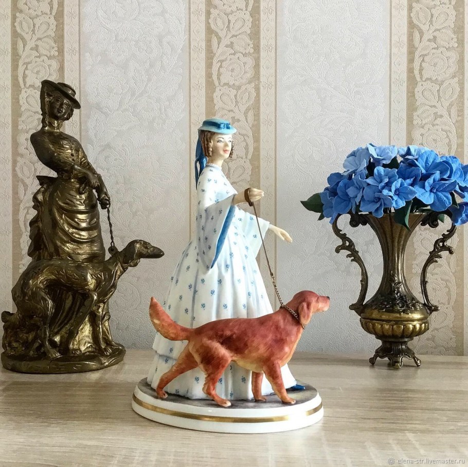 Статуэтки Роял Вустер