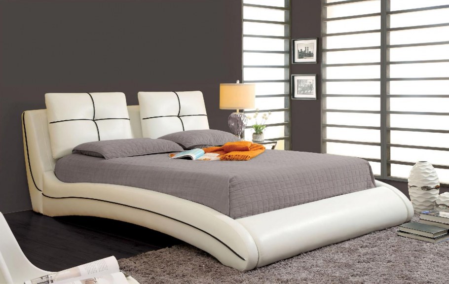 Китайская кровать мягкая современная