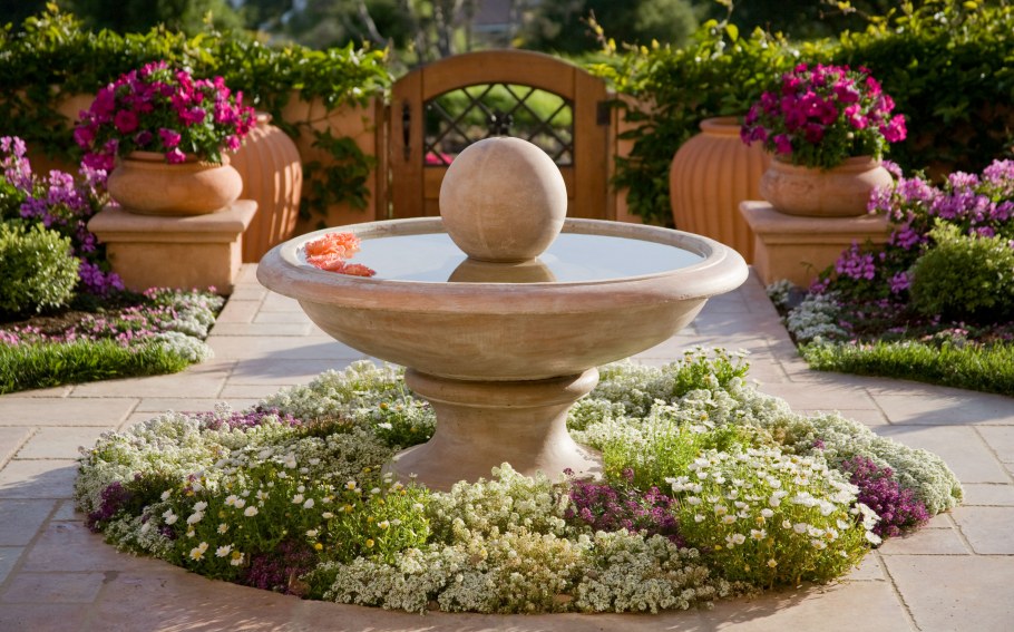 Вазоны для сада