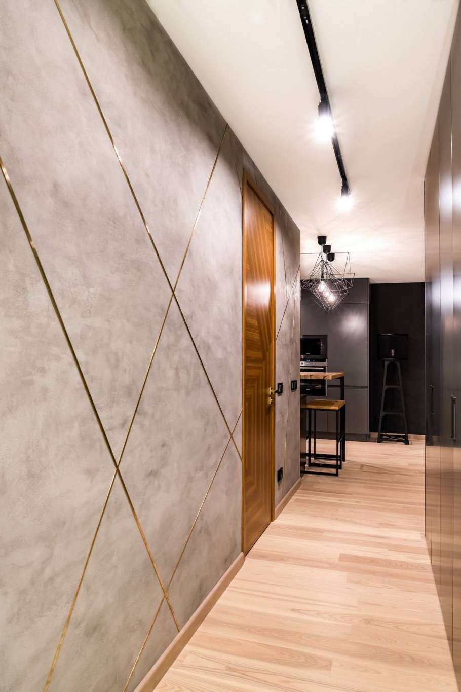 Декоративная штукатурка в коридоре